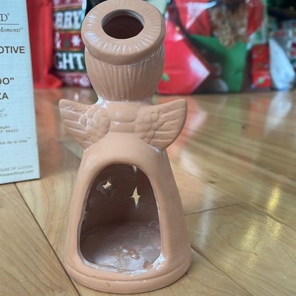 House of Lloyd Christmas Around World Praying Angel Terra Cotta Votive Candle - Picture 4 of 9